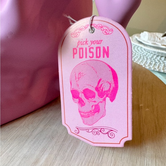 🩷 3D PINK SKULL Soft Touch Halloween Mug NEW - Picture 2 of 4